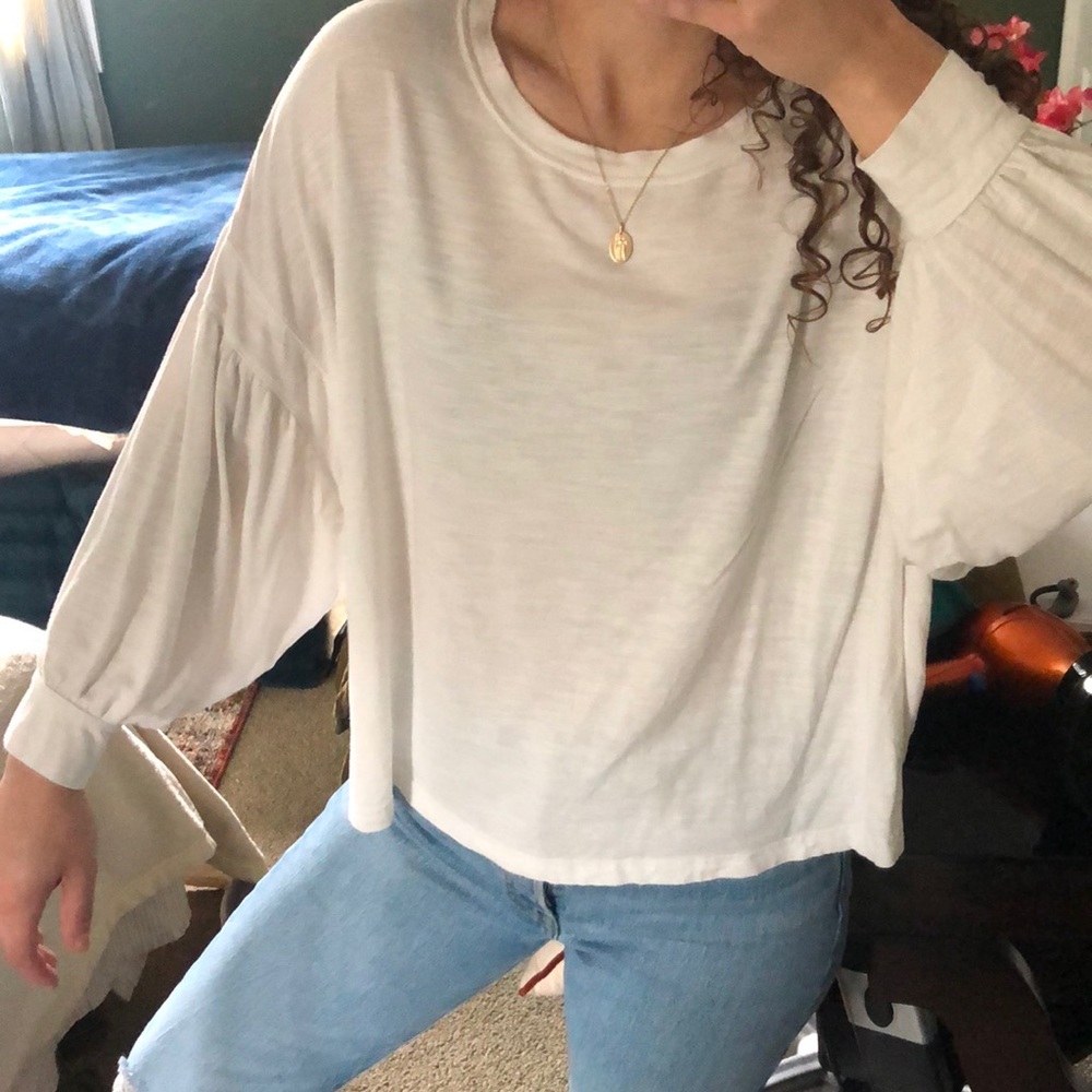 White gap balloon blouse